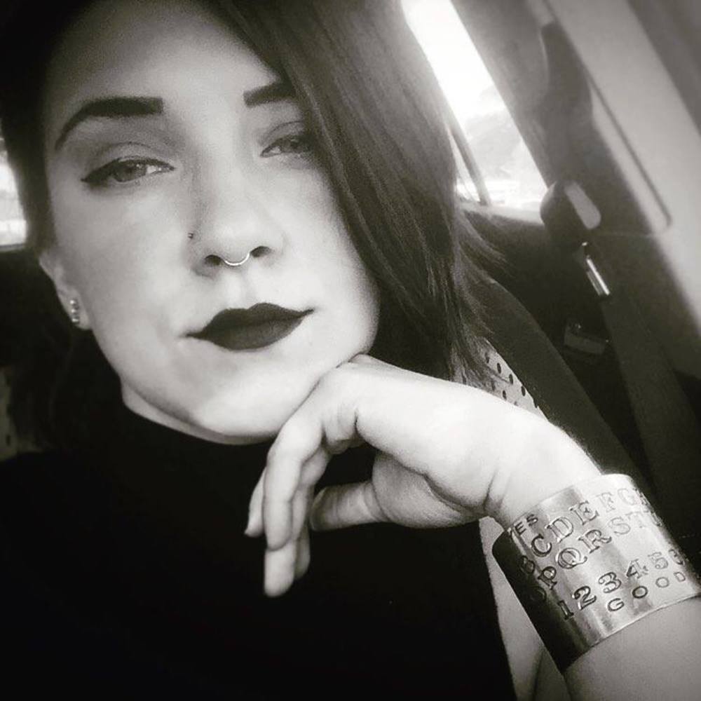 Meet your Posher, Alex